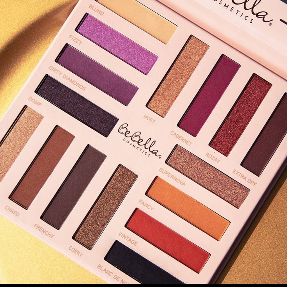 Eyeshadow palette
